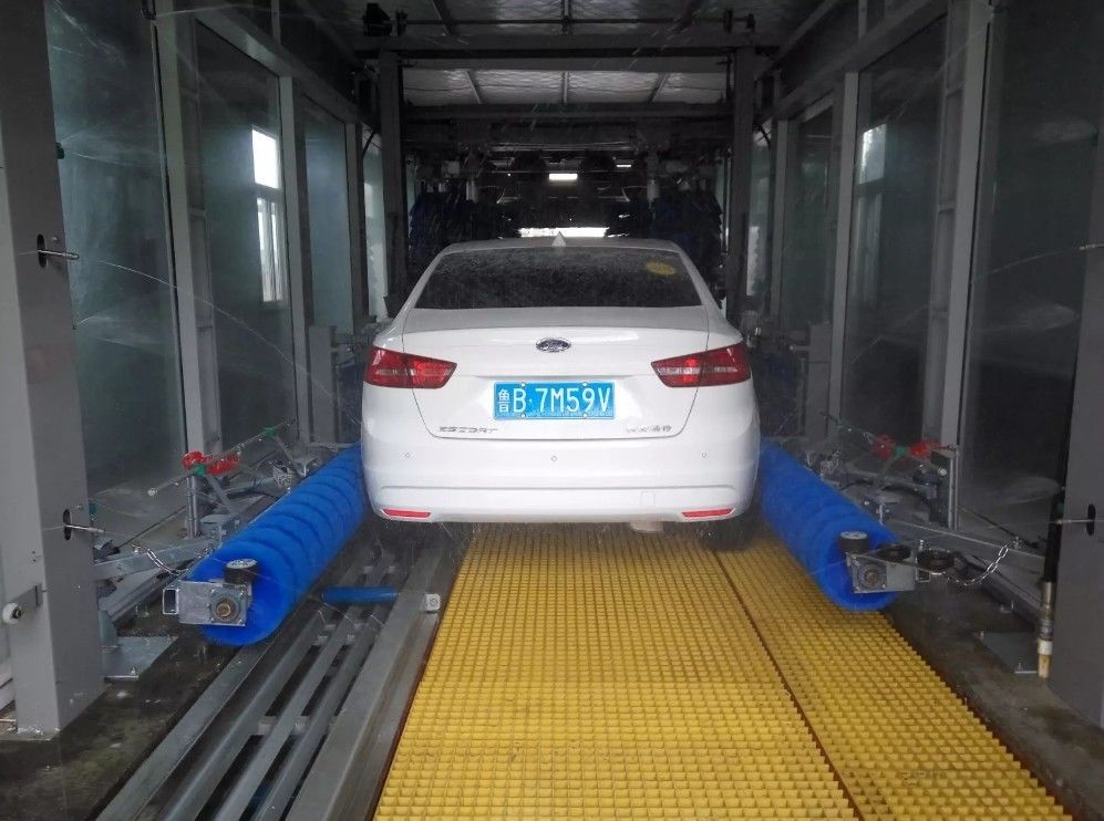 ISO14001 Πιστοποιημένο από το Portal Foam Bus ή το Truck Washing Station με και ανταγωνιστικό