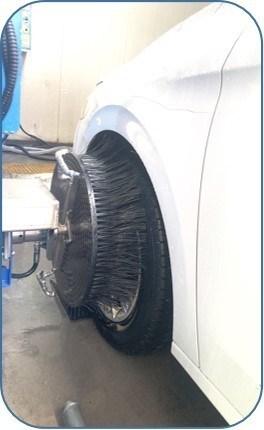 Άπακτο πλύσιμο αυτοκινήτων με στεγνωτήρα αέρα Σαμπουάν λάβας 25kW 1660mm*3620mm*3100mm Μέγεθος