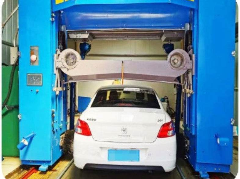 Άπακτο πλύσιμο αυτοκινήτων με στεγνωτήρα αέρα Σαμπουάν λάβας 25kW 1660mm*3620mm*3100mm Μέγεθος