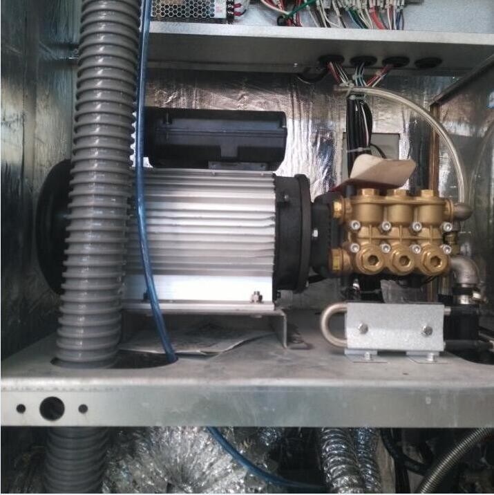 Μηχανή πλύσης αυτοκινήτων μονής φάσης 220V 5.5KW από ζεστό γαλβανισμένο χάλυβα για σταθμό λειτουργίας νομισμάτων